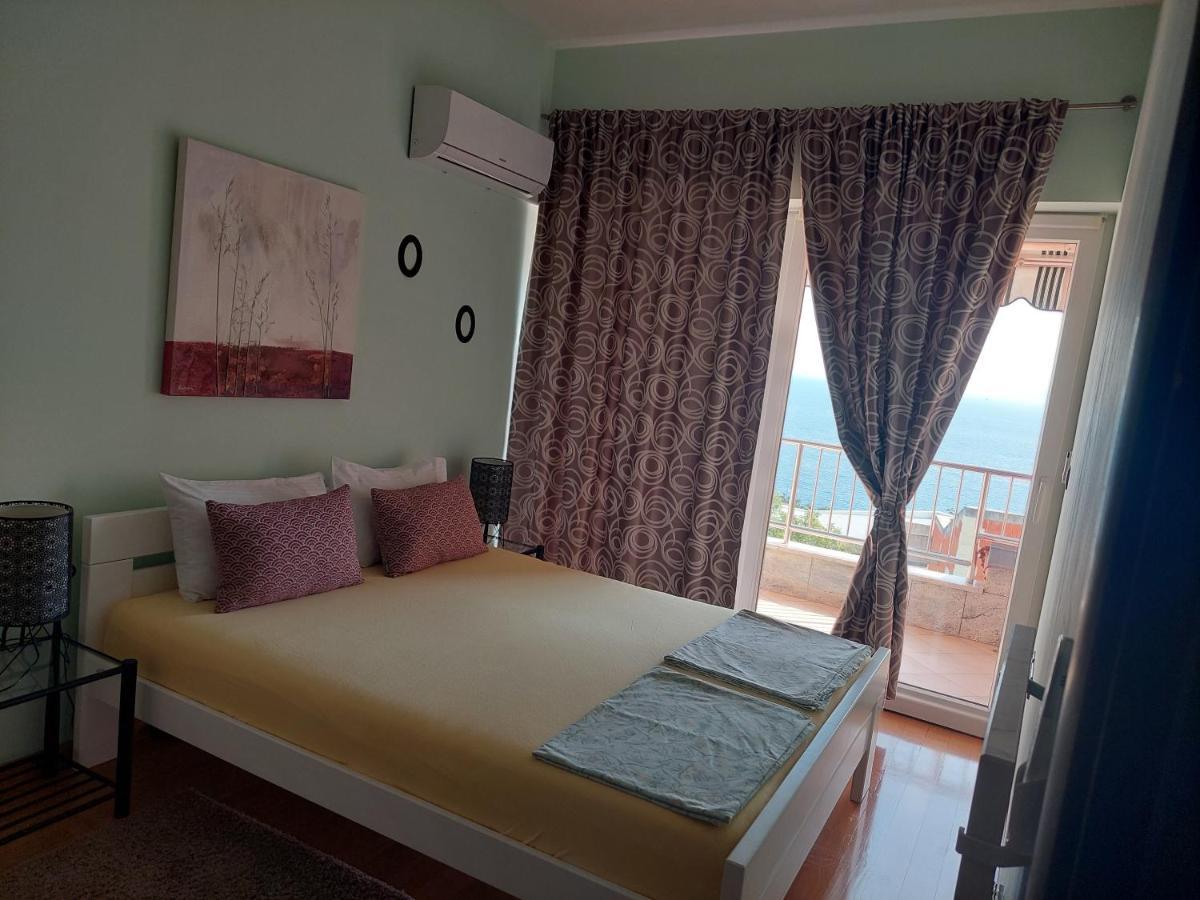 Apartments In Villa Azra Риека Экстерьер фото